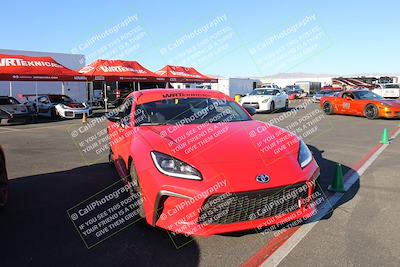 media/Nov-19-2022-Speed Ventures (Sat) [[eb5c8f9508]]/Around the Pits/Pre Grid Green/